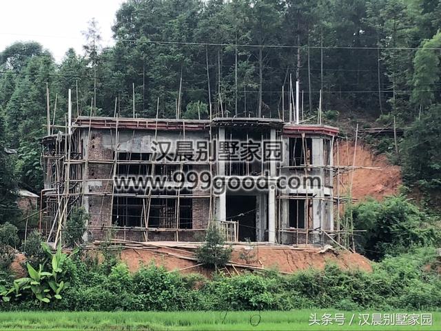 三層別墅設計圖，15X14米，選用磚混結構，施工簡單，造價經濟