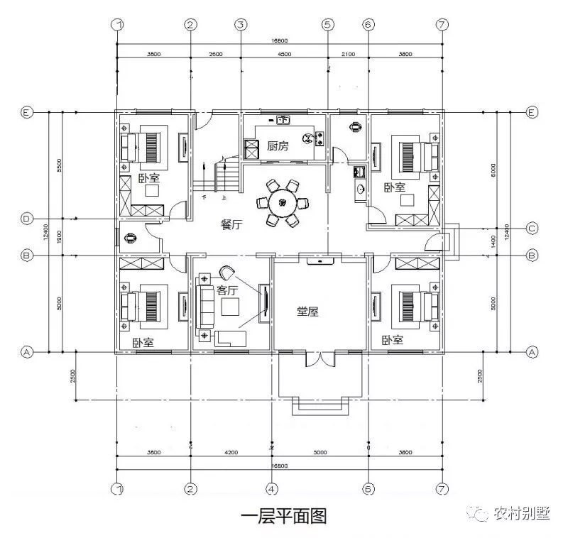 一層半農村住宅設計圖，戶型方正，四開間設計