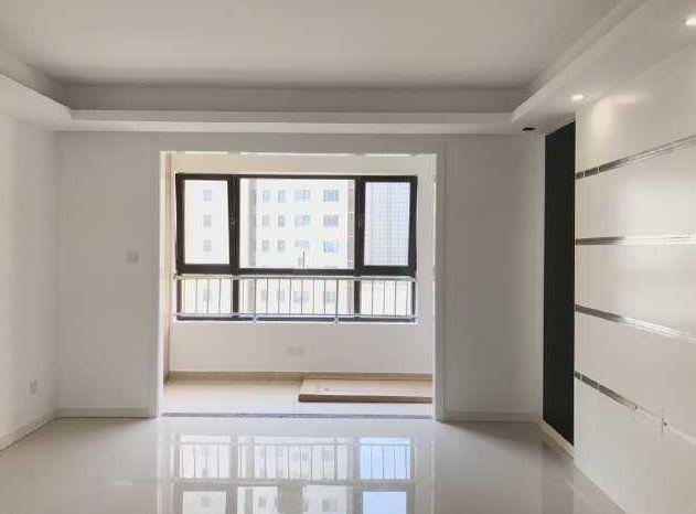 全包花了12萬做的簡裝裝修，很多朋友也來看了，也是說挑不出毛病，裝修還不錯。