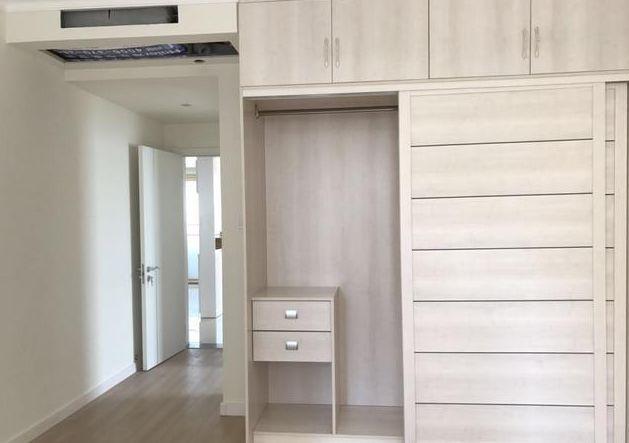 全包花了12萬做的簡裝裝修，很多朋友也來看了，也是說挑不出毛病，裝修還不錯。