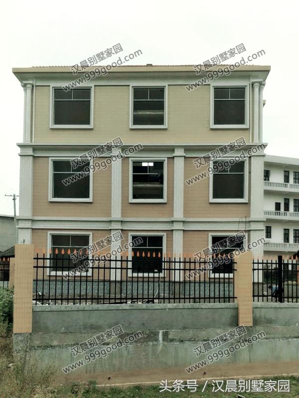 10.8X12米三層別墅設計圖，精致典雅，經濟實用，造價30萬。