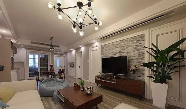 125平三室兩廳簡約風格裝修，電視墻居然還能收納?