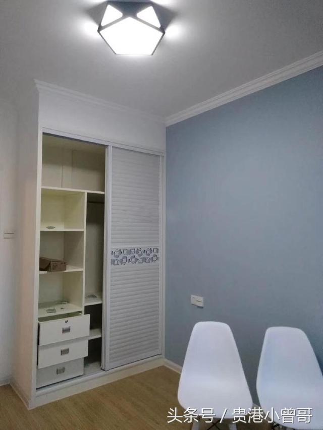 新房92㎡三房兩廳北歐風裝修，電視墻太實用。