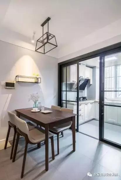 93平兩居室簡約風裝修，全包只要10萬。