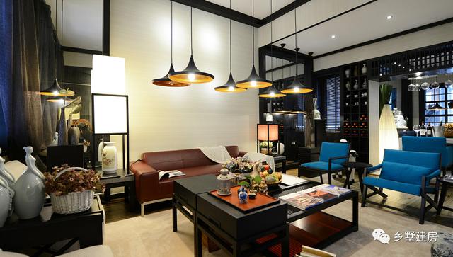 奢華范兒自建房別墅設計圖，外形很高級，滿滿的宮殿式別墅感