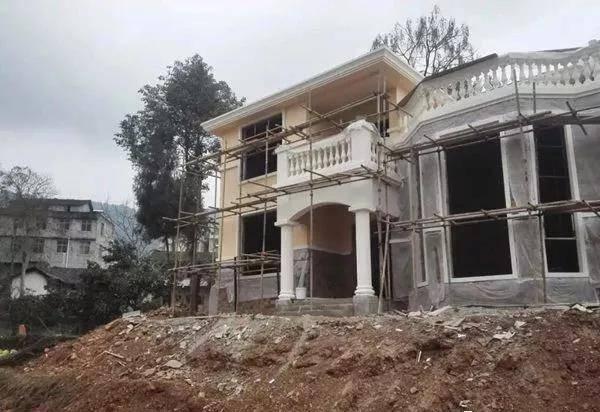 如此美觀的二層別墅設計圖，不建一棟是在太可惜了