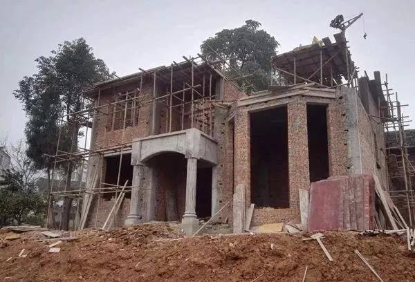 如此美觀的二層別墅設計圖，不建一棟是在太可惜了