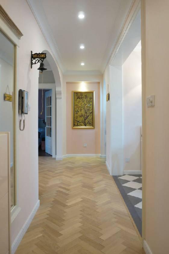 98平新房簡美風格裝修完成，尤其是電視墻造型，做成了一個假壁爐，超美！