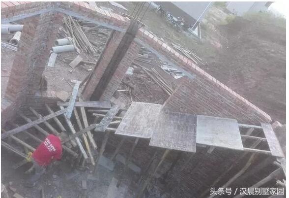 別墅設計圖，地基花了幾十萬，建好后讓大家羨慕不已！