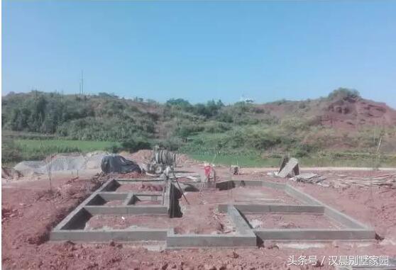 別墅設計圖，地基花了幾十萬，建好后讓大家羨慕不已！