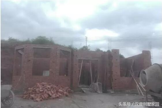 別墅設計圖，地基花了幾十萬，建好后讓大家羨慕不已！