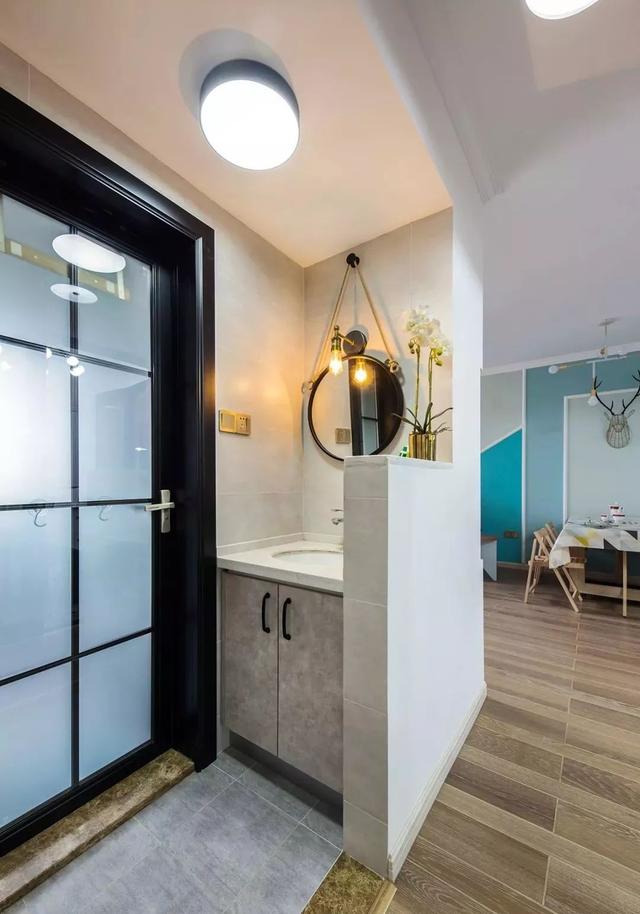 76平米簡約北歐風裝修，客廳沙發背景墻簡單又好看！