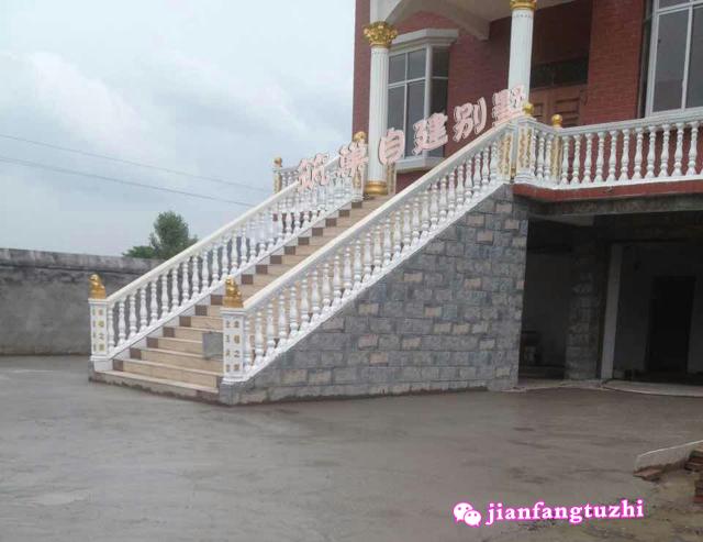 三層農村自建房：10×11米3廳8臥帶露臺