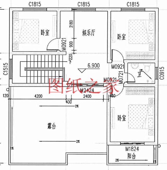多臥室的三層別墅設計圖，適合大家族，五世同堂也住得下。