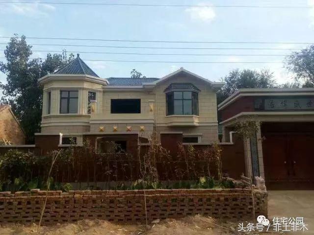 11X10米農(nóng)村自建房，弧形采光窗、小菜園，人人羨慕嫉妒。