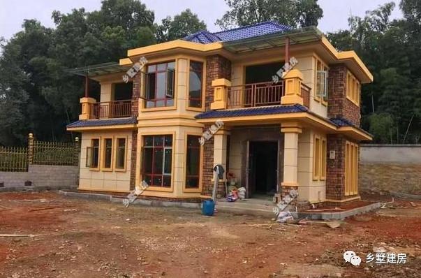 兩款性價比極高的農村別墅設計圖，美觀大氣，城里人都坐不住了，200萬別墅的感覺