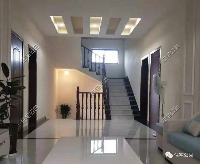 江西農村小伙自建歐式別墅，30萬建房40萬裝修我打100分，不怕驕傲