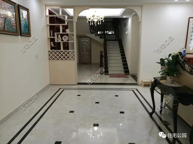 江西農村小伙自建歐式別墅，30萬建房40萬裝修我打100分，不怕驕傲