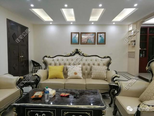 江西農村小伙自建歐式別墅，30萬建房40萬裝修我打100分，不怕驕傲