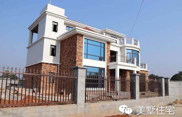 分享幾張江蘇的老板建房實(shí)拍圖，大氣美觀，很受農(nóng)村朋友的青睞