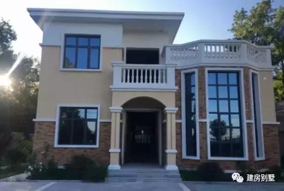 曬3棟農村自建房實拍照片，第一棟是我表哥花40萬建成的