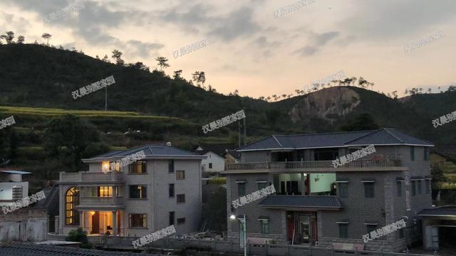 別墅建成之后比效果圖還好看！14.1X11.3米才40萬真是優秀！