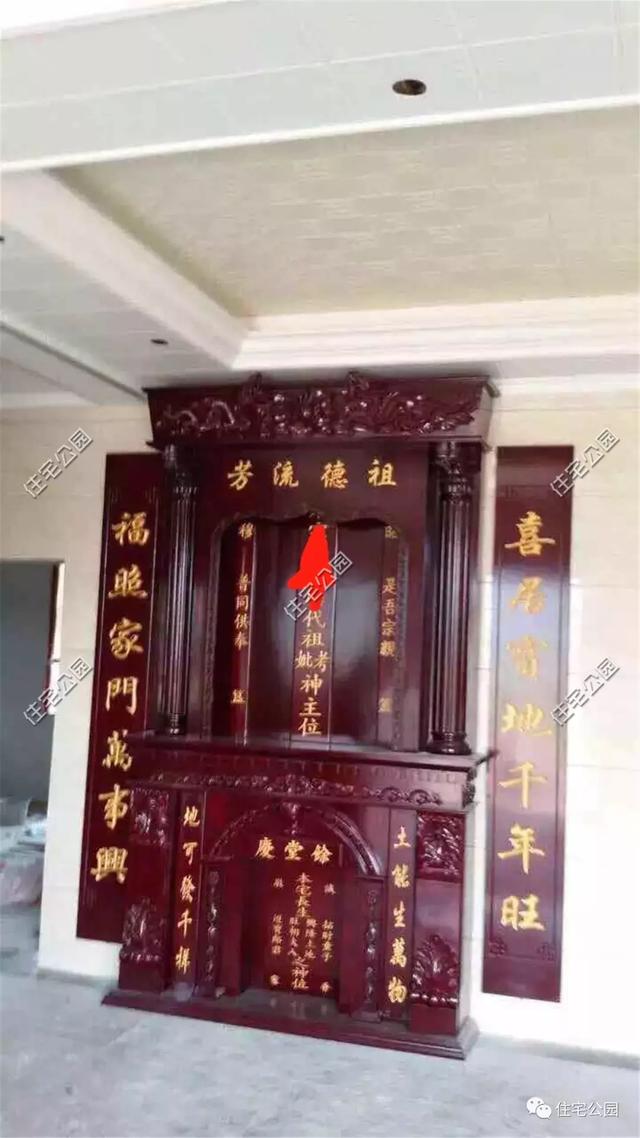 他回湖南老家給父母蓋養老房，70歲老母全程監工，只花28萬就蓋成3層洋樓