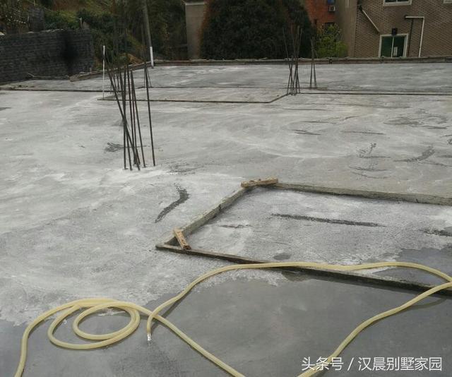 有錢就是好，泰州汪總蓋的帶地下車庫(kù)現(xiàn)代別墅，鄰居看了都坐不住！