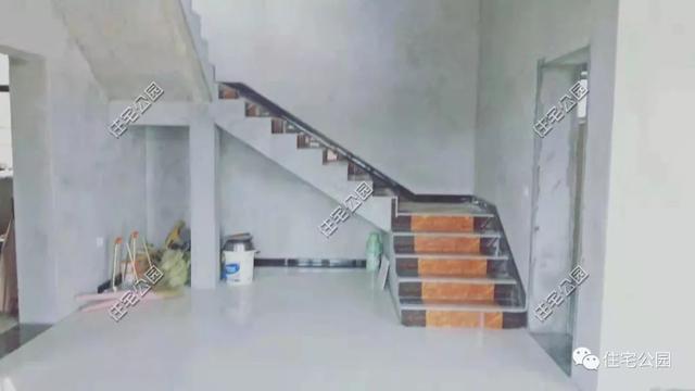 農村小伙自畫結構圖，不到20萬建成兩層小別墅，怎么做到的？