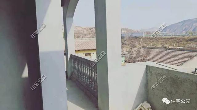 農村小伙自畫結構圖，不到20萬建成兩層小別墅，怎么做到的？