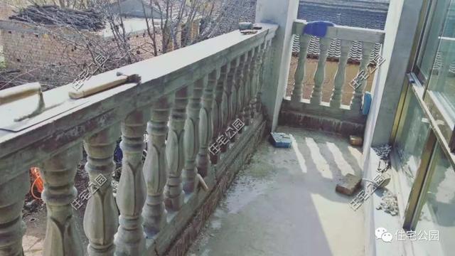 農村小伙自畫結構圖，不到20萬建成兩層小別墅，怎么做到的？