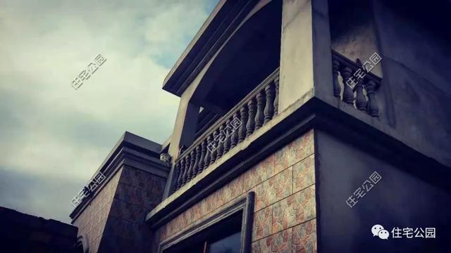 農村小伙自畫結構圖，不到20萬建成兩層小別墅，怎么做到的？