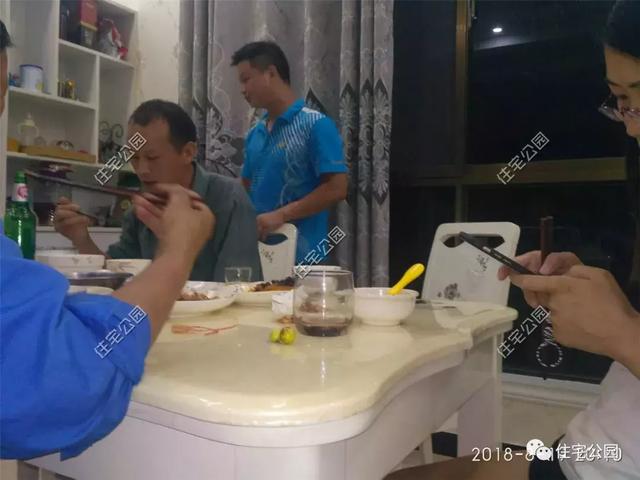 趁熱鬧來曬曬我的新房子，帶大院的兩層小洋樓，27萬蓋好美滋滋