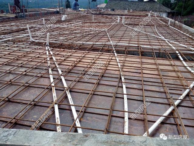 農(nóng)村自建房不懂點(diǎn)會(huì)出事，千萬(wàn)別把PVC雨水管放在構(gòu)造柱里！