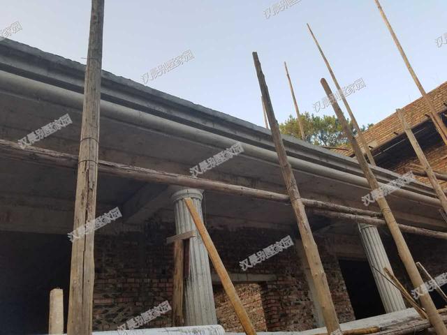 這套二層別墅，光基礎(chǔ)就花了3萬，顏值不夠，施工來湊！