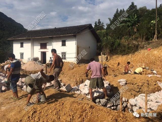 剛建幾年的房子，墻體和樓板就開裂了，這是什么原因？