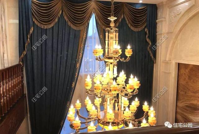 為了回老家工作的女兒，江西父母建三層別墅，小院裝修全做好120萬