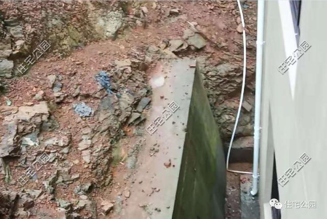 浙江農(nóng)村小伙自行設(shè)計，三層別墅花80萬建成，大家覺得如何？