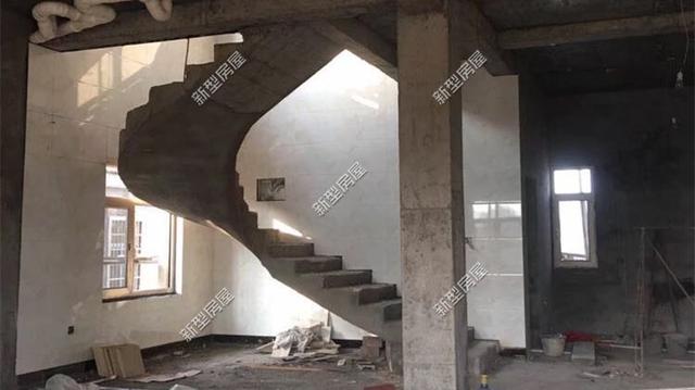 很多包工頭不做的旋轉(zhuǎn)樓梯，其實(shí)非常簡(jiǎn)單！