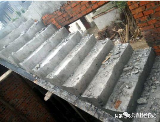 安徽農村磚混結構二層別墅，主體造價18萬，內附詳細材料價格表