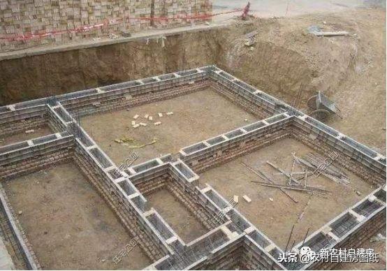 農村自建房一定要設地梁！看完你就知道地梁應該怎么做了