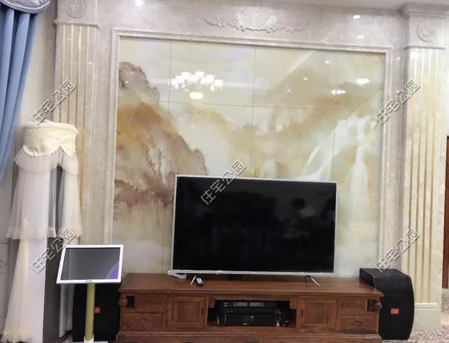 為父母養老，湖南兄妹在農村老家修建三層別墅，主體裝修一個花了80萬