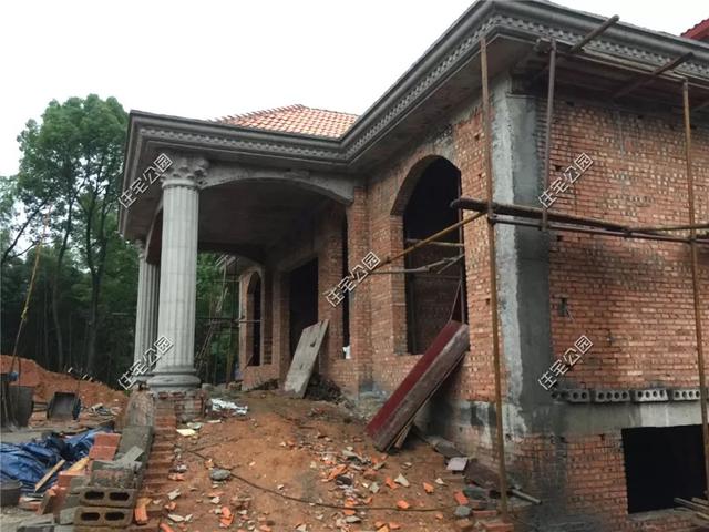 農村包工頭給自家建房，30萬建成一層別墅，質量更是沒得說