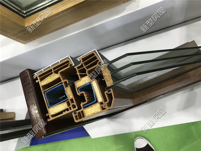 想修建輕鋼別墅？先搞清楚構建、樓板、外墻和取暖這4個問題！