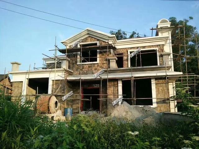 最美的農村二層別墅設計，深受大家歡迎，建成實景美翻了