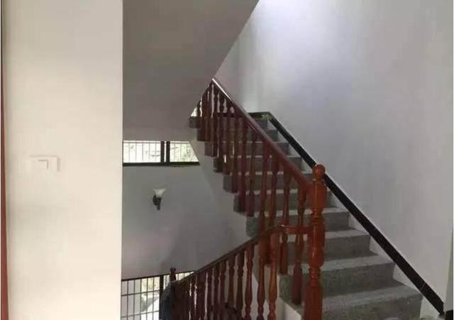 最適合農村的實用布局、方正戶型，兩套廣西自建522平農村別墅