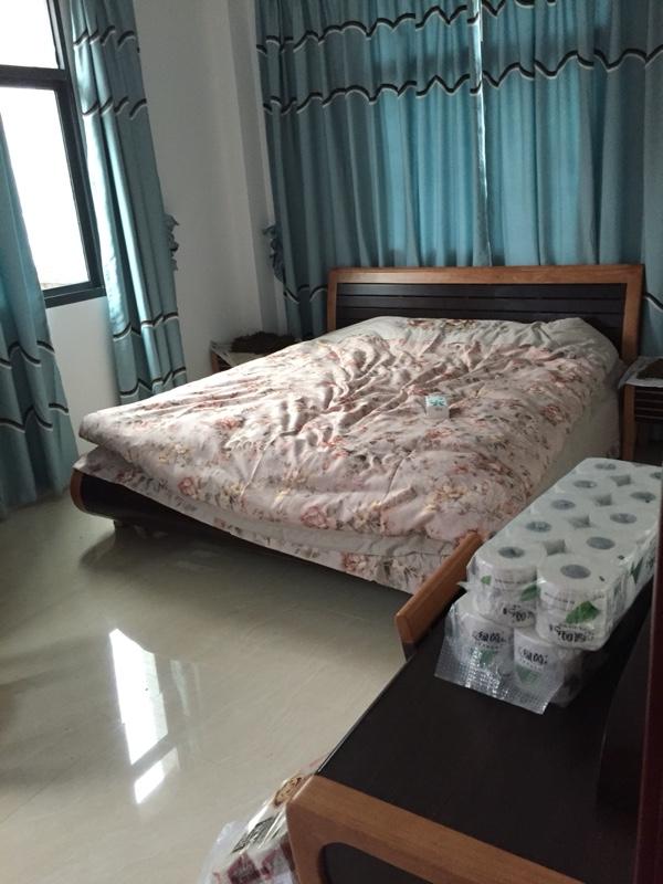 聽說這樣的農村別墅在福建省非常普通，簡裝接地氣，樓梯有檔次！