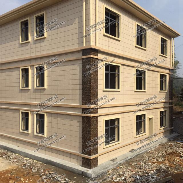 真嗨啊！建成這棟農村別墅，人生達到了巔峰，父母都笑得合不攏嘴！