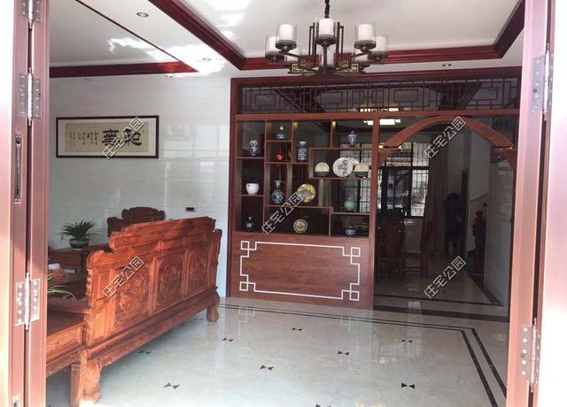 這棟江西別墅主體加裝修才花了85萬，主要是趕上了好時機，性價比太高了