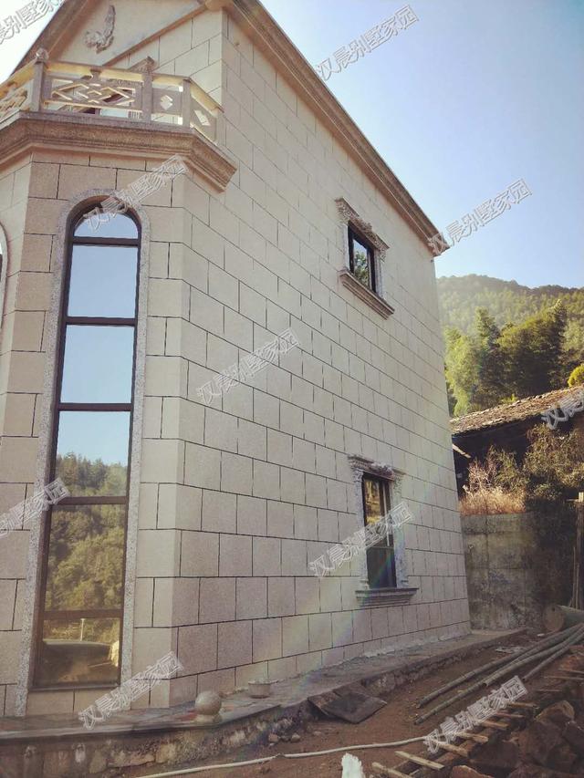 占地117平的三層別墅設計圖，帶車庫，帶實景效果圖，小戶型中的精品！